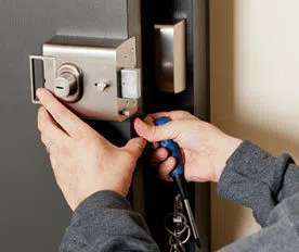 West Palm Beach Galaxy Locksmith West Palm Beach, FL 561-692-4197 - 3a-Emergency-Locks-Locksmith